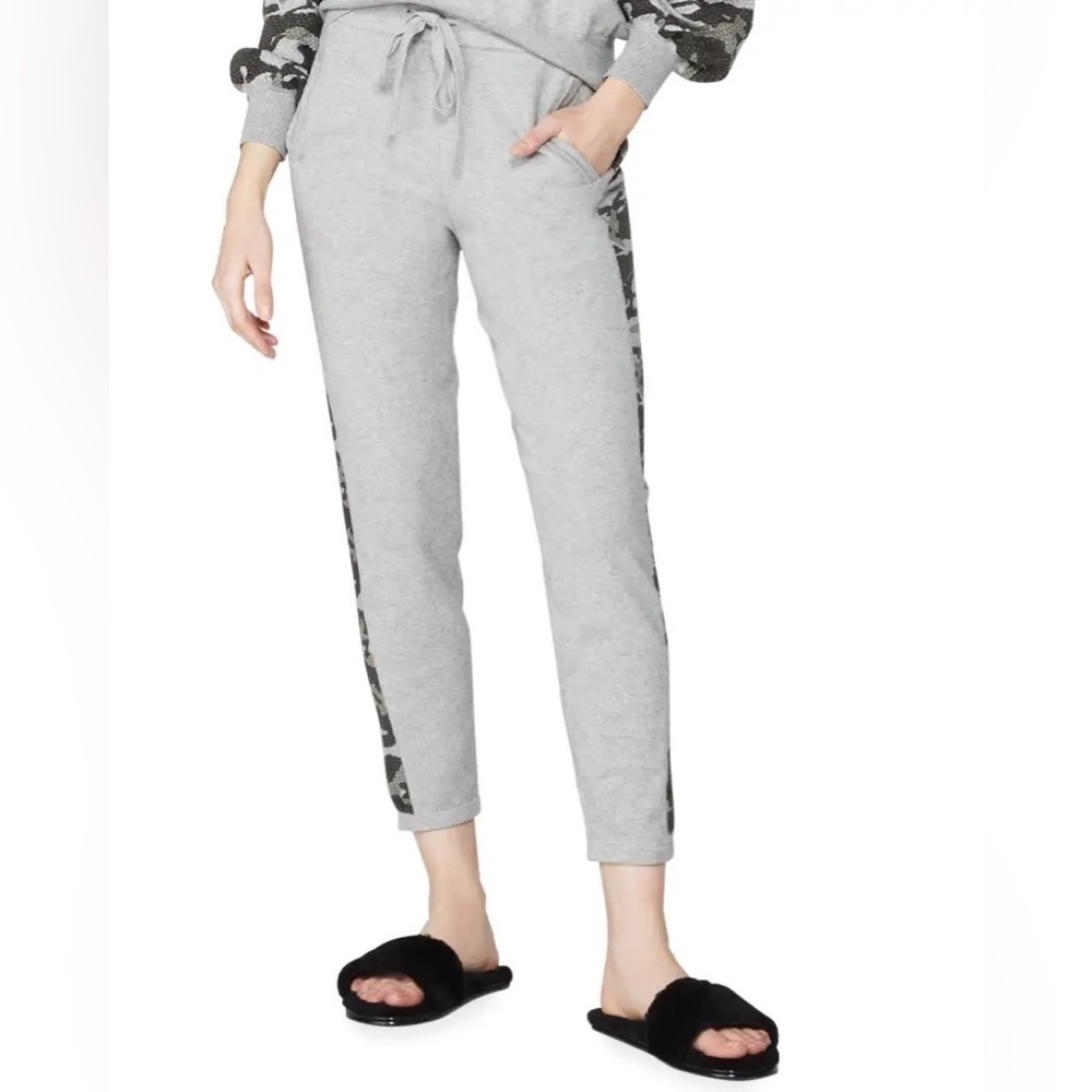 Monrow Vintage Sweatpants with Camo Contrast Stripe NWT SOLD OUT